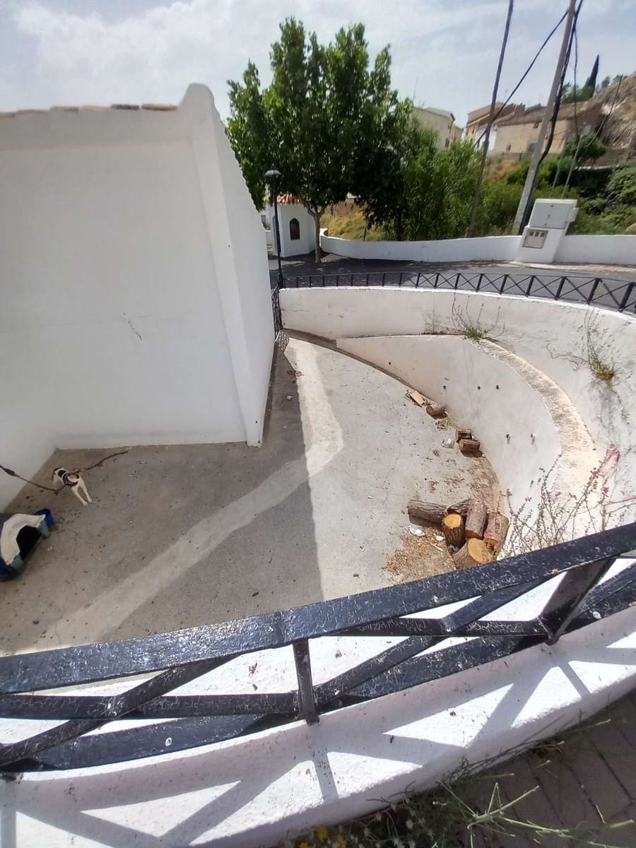 4 soveværelse Semi-Rækkehus til salg i Velez-Blanco - € 119.000 (Ref: 9134109)