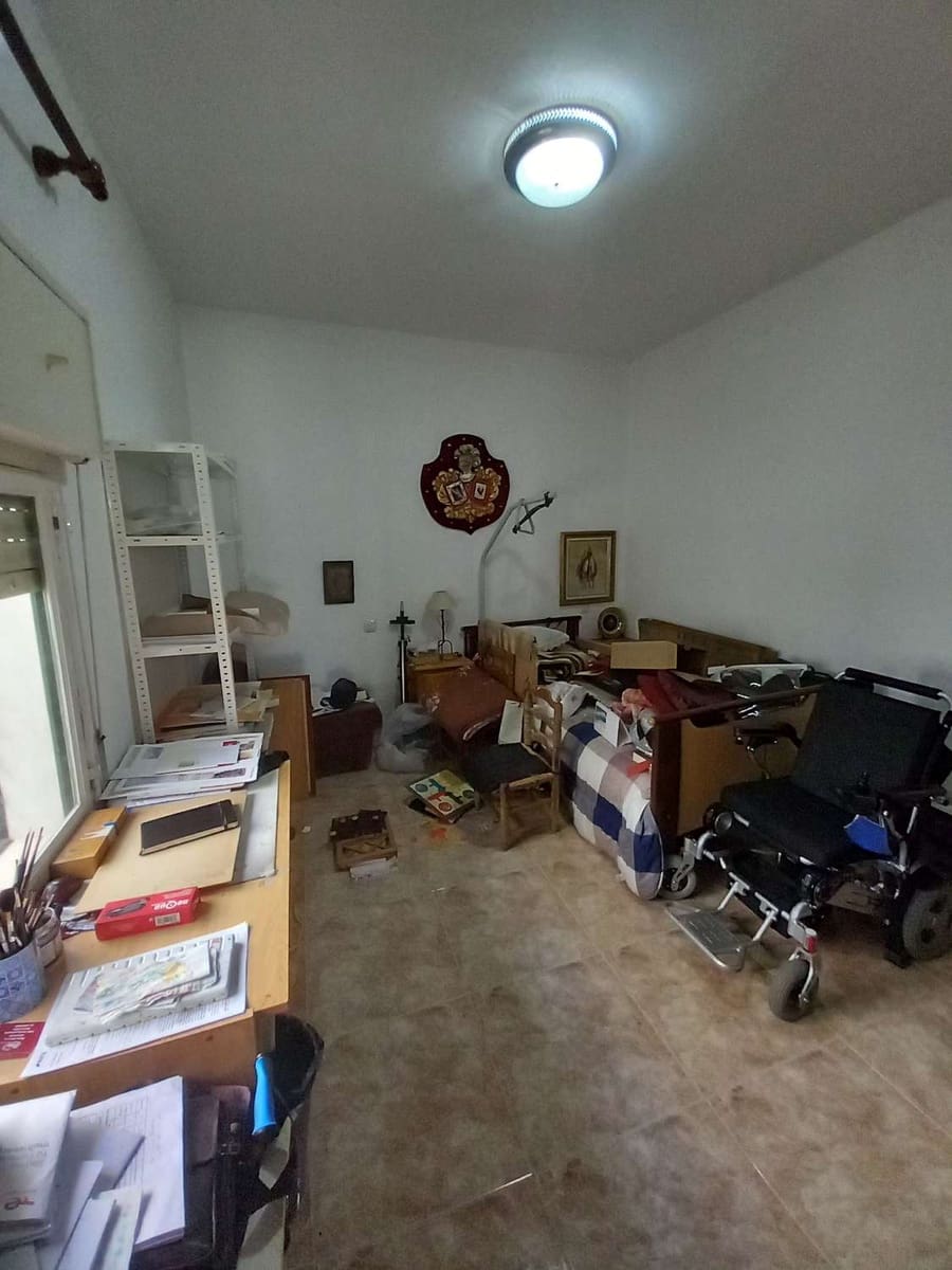 4 soveværelse Semi-Rækkehus til salg i Velez-Blanco - € 119.000 (Ref: 9134109)