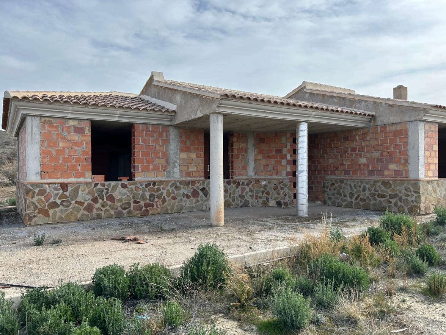 3 slaapkamer Finca/Landhuis te koop in Lorca - € 95.000 (Ref: 9134113)