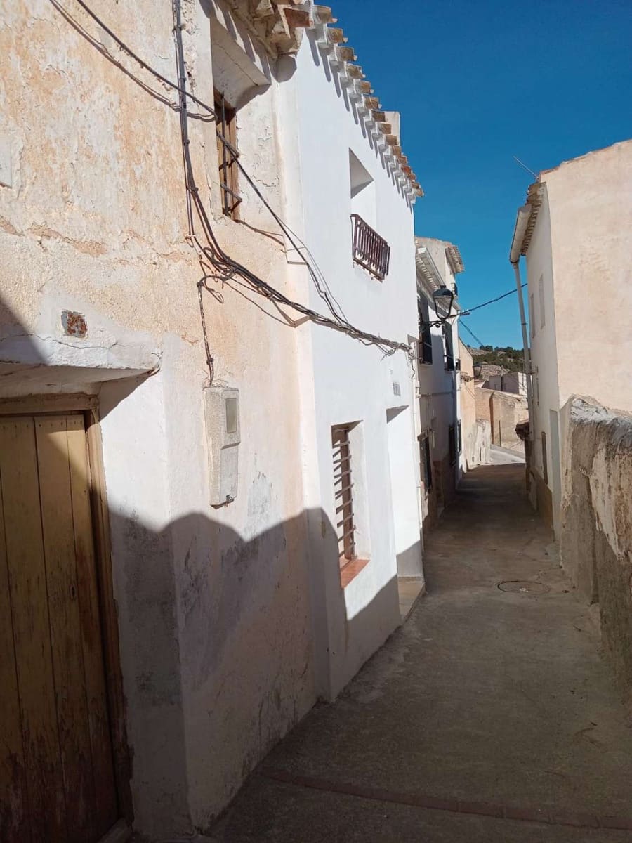 Dom na sprzedaż w Velez-Blanco - 25 650 € (Ref: 9146951)