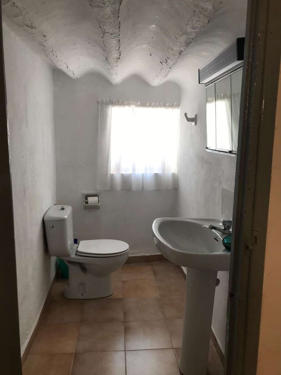 5 soverom Hus til salgs i Velez-Rubio - € 190 000 (Ref: 9197642)