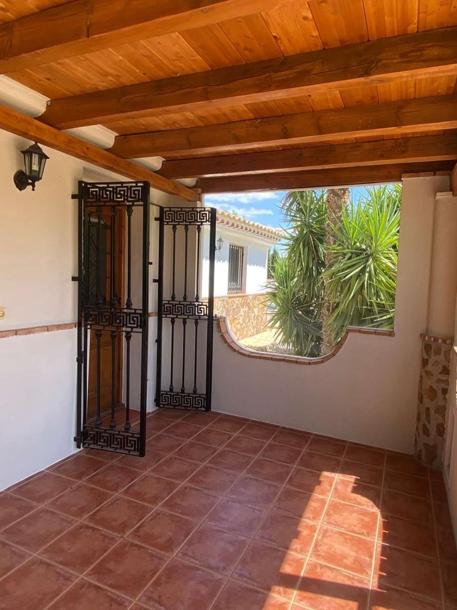 3 slaapkamer Villa te koop in Velez-Blanco met zwembad - € 265.000 (Ref: 9219850)