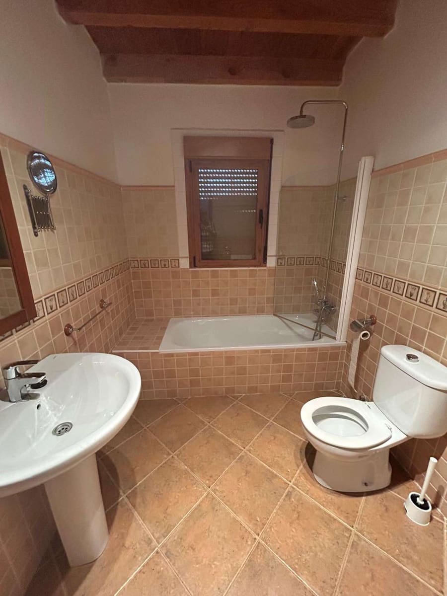 3 slaapkamer Villa te koop in Velez-Blanco met zwembad - € 265.000 (Ref: 9219850)