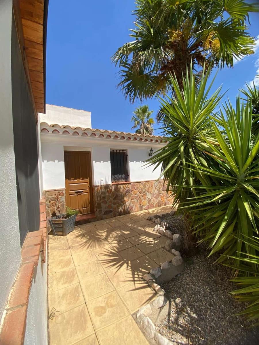 3 slaapkamer Villa te koop in Velez-Blanco met zwembad - € 265.000 (Ref: 9219850)