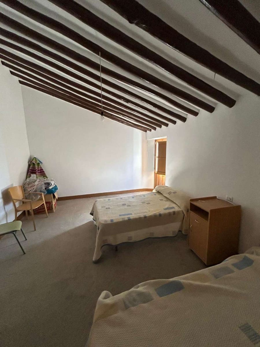 Casa de 5 habitaciones en Chirivel en venta - 145.550 € (Ref: 9356724)