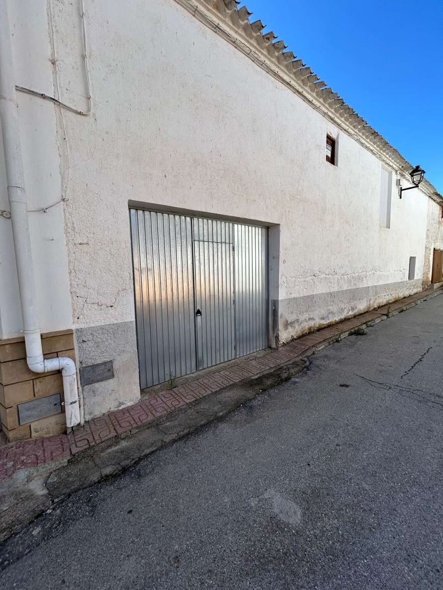Casa de 5 habitaciones en Chirivel en venta - 145.550 € (Ref: 9356724)