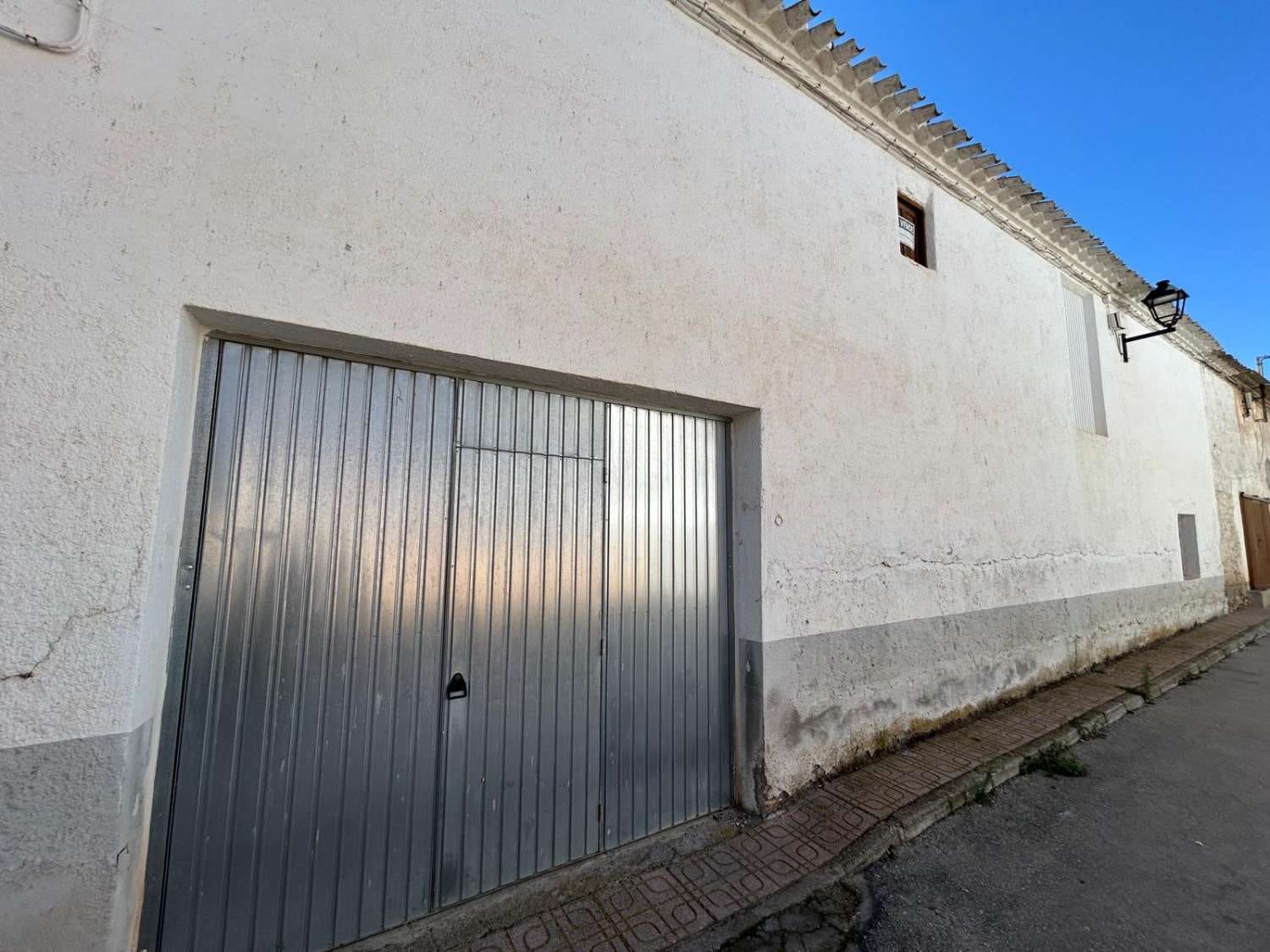 Casa de 5 habitaciones en Chirivel en venta - 145.550 € (Ref: 9356724)