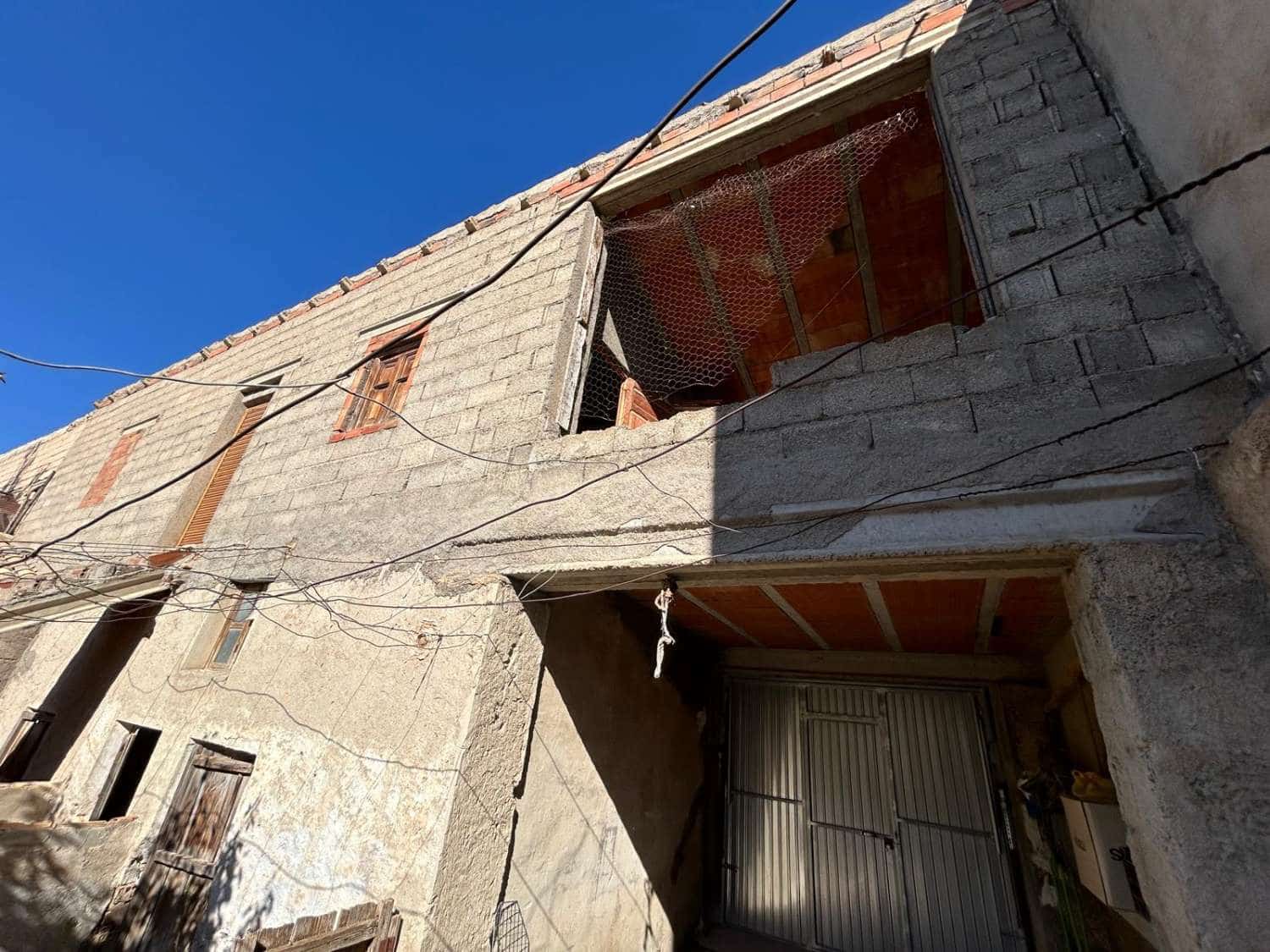 Casa de 5 habitaciones en Chirivel en venta - 145.550 € (Ref: 9356724)