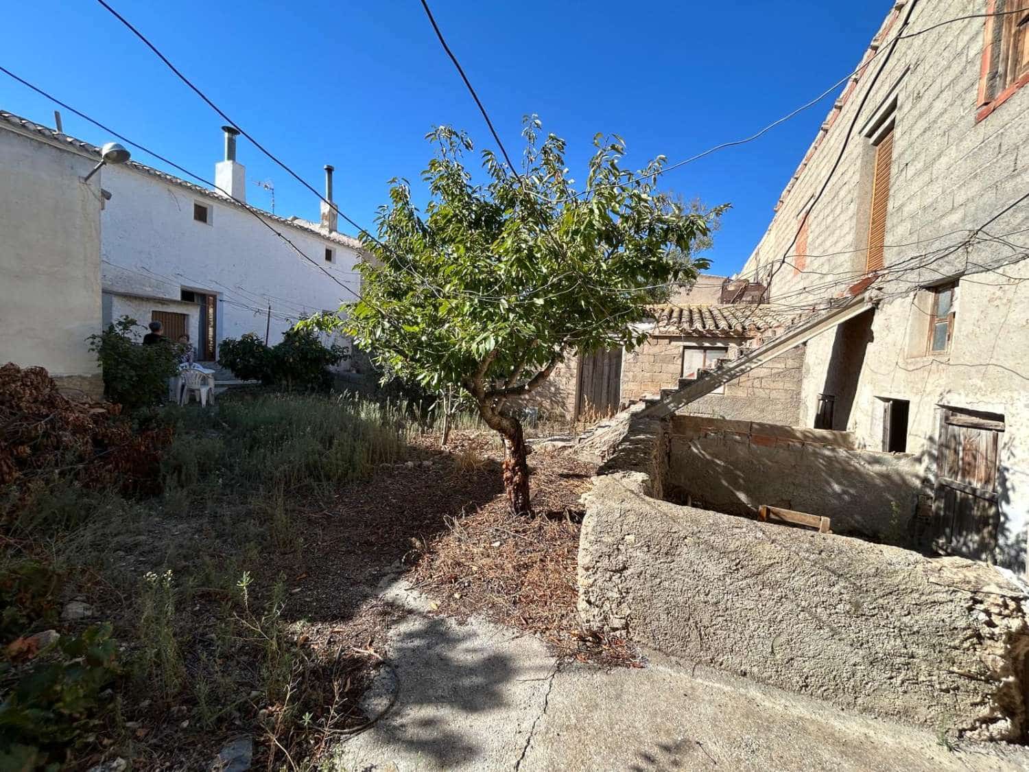 Casa de 5 habitaciones en Chirivel en venta - 145.550 € (Ref: 9356724)