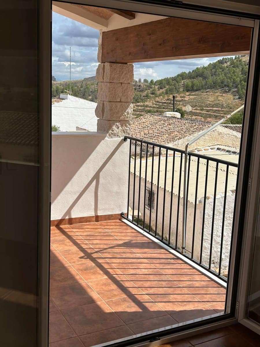 4 soveværelse Byhus til salg i Velez-Blanco med garage - € 190.000 (Ref: 9356727)