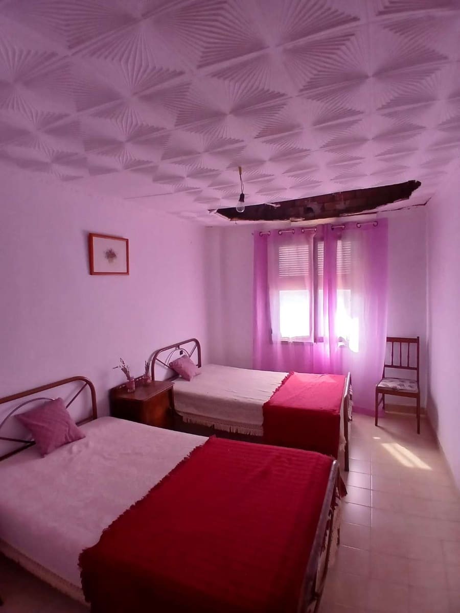 7 chambre Maison de Ville à vendre à Maria - 140 000 € (Ref: 9356728)