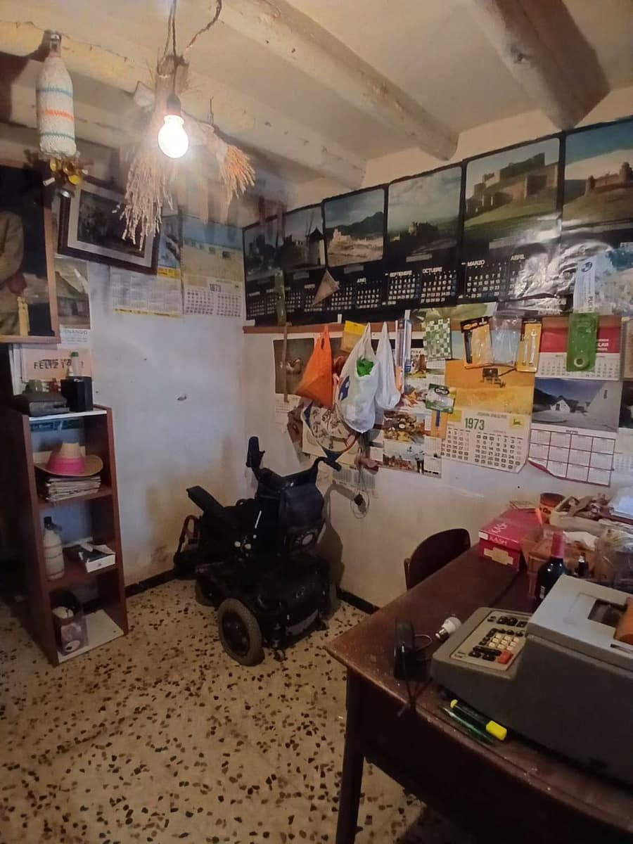 7 chambre Maison de Ville à vendre à Maria - 140 000 € (Ref: 9356728)