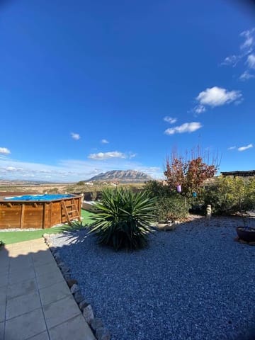 3 sypialnia Willa na sprzedaż w Freila z basenem - 184 995 € (Ref: 9413833)