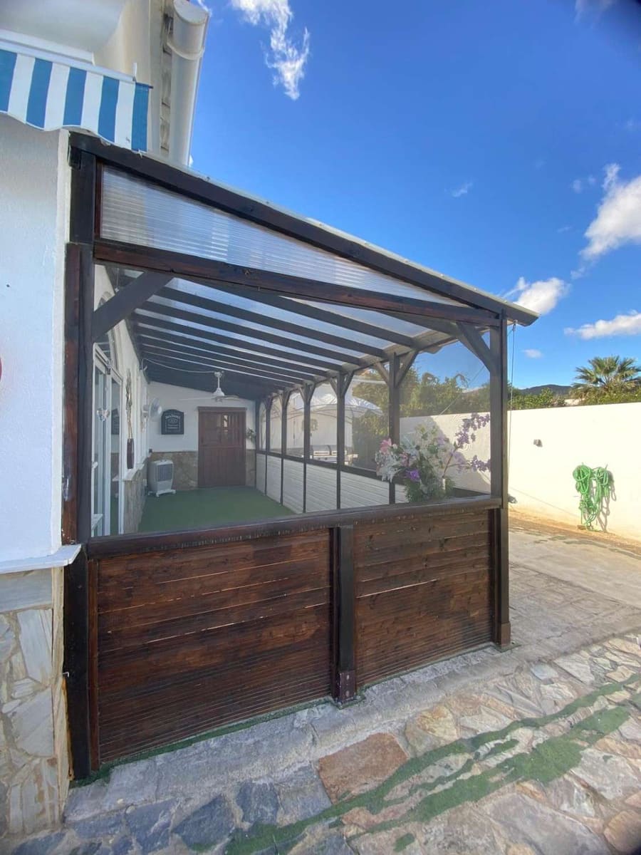 3 soveværelse Villa til salg i Partaloa med swimmingpool - € 275.000 (Ref: 9413834)