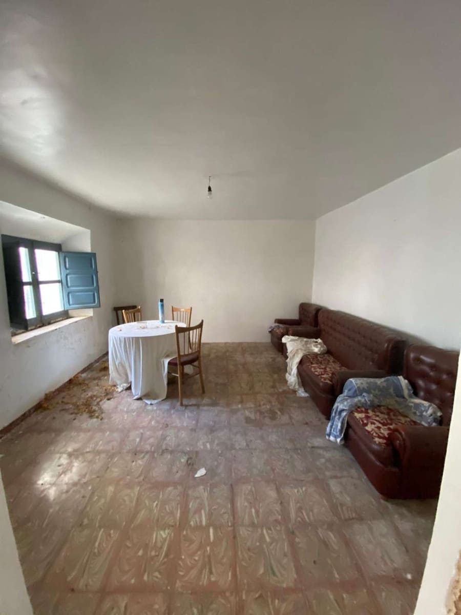 3 bedroom Townhouse for sale in Velez-Blanco - € 28,000 (Ref: 9585484)