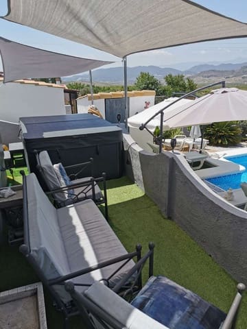 Chalet de 2 habitaciones en Oria en venta con piscina - 129.950 € (Ref: 9640348)