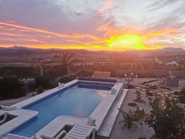 2 chambre Villa/Maison à vendre à Oria avec piscine garage - 139 950 € (Ref: 9640348)
