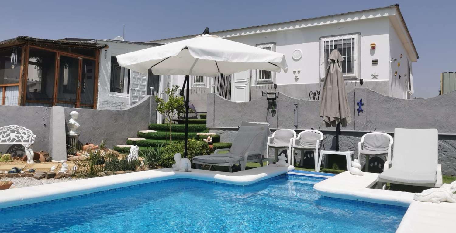 2 bedroom Villa for sale in Oria with pool - € 129,950 (Ref: 9640348)