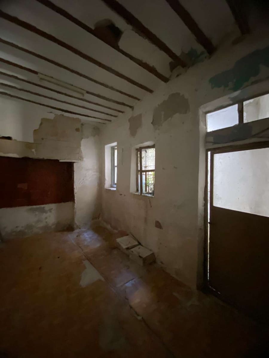 Kaupallinen myytävänä paikassa Velez-Blanco - 46 000 € (Ref: 9651596)