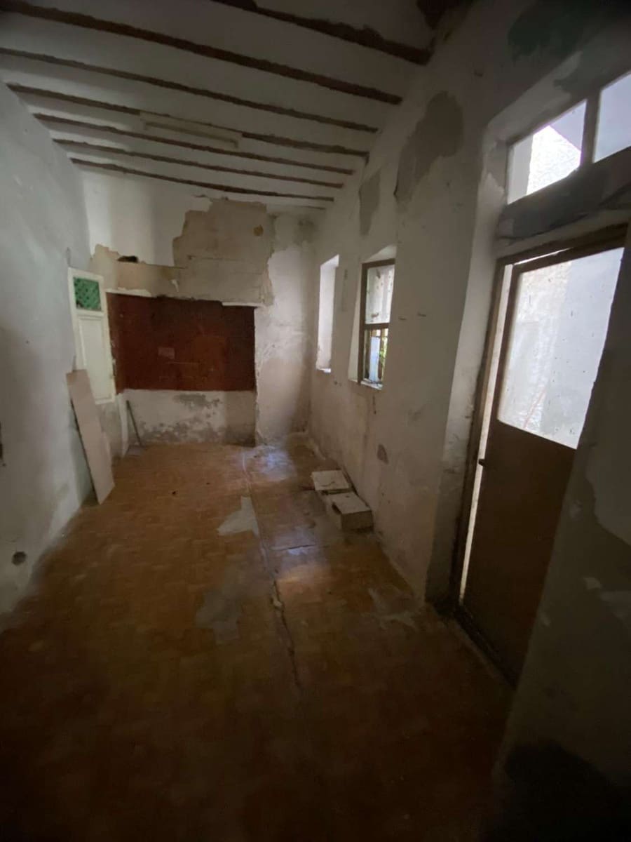 Kaupallinen myytävänä paikassa Velez-Blanco - 46 000 € (Ref: 9651596)