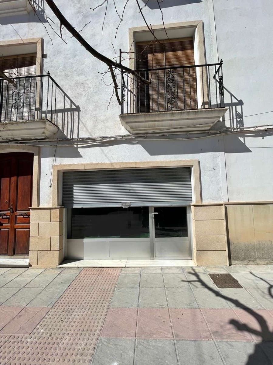 Erhverv til salg i Velez-Blanco - € 46.000 (Ref: 9651596)