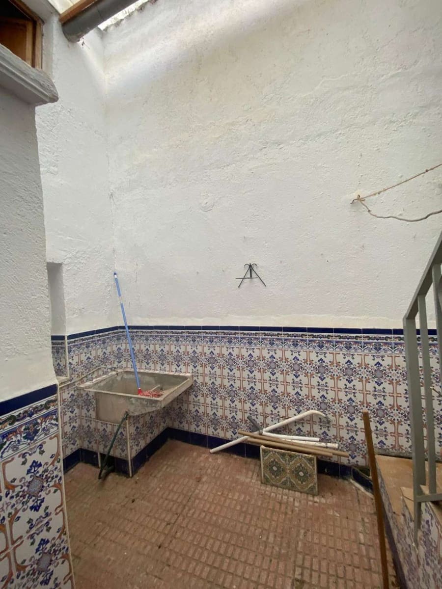 5 soveværelse Rækkehus til salg i Velez-Rubio med garage - € 98.000 (Ref: 9651597)