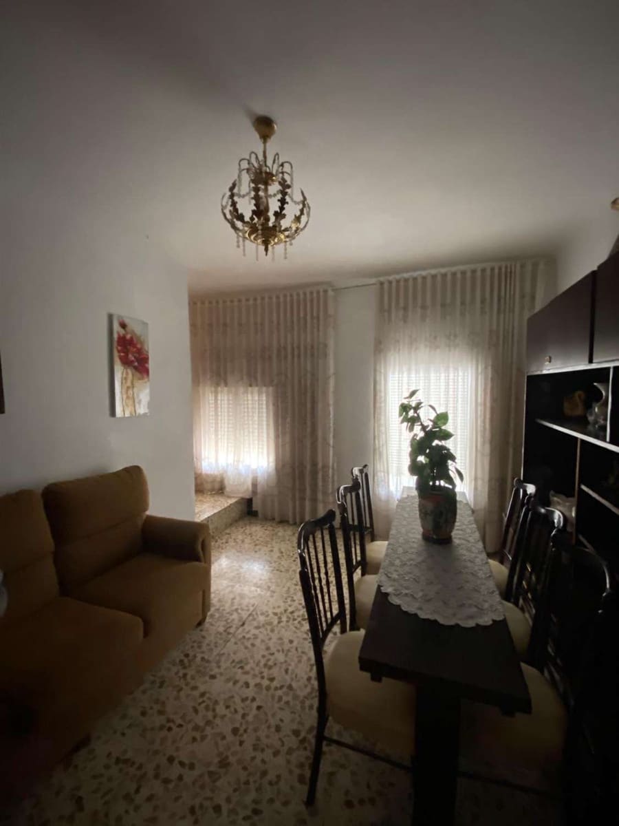 5 soveværelse Rækkehus til salg i Velez-Rubio med garage - € 98.000 (Ref: 9651597)