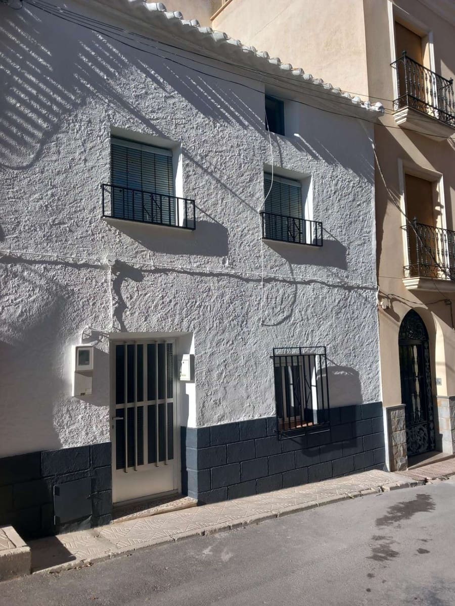 2 bedroom Townhouse for sale in Velez-Blanco - € 75,000 (Ref: 9651600)