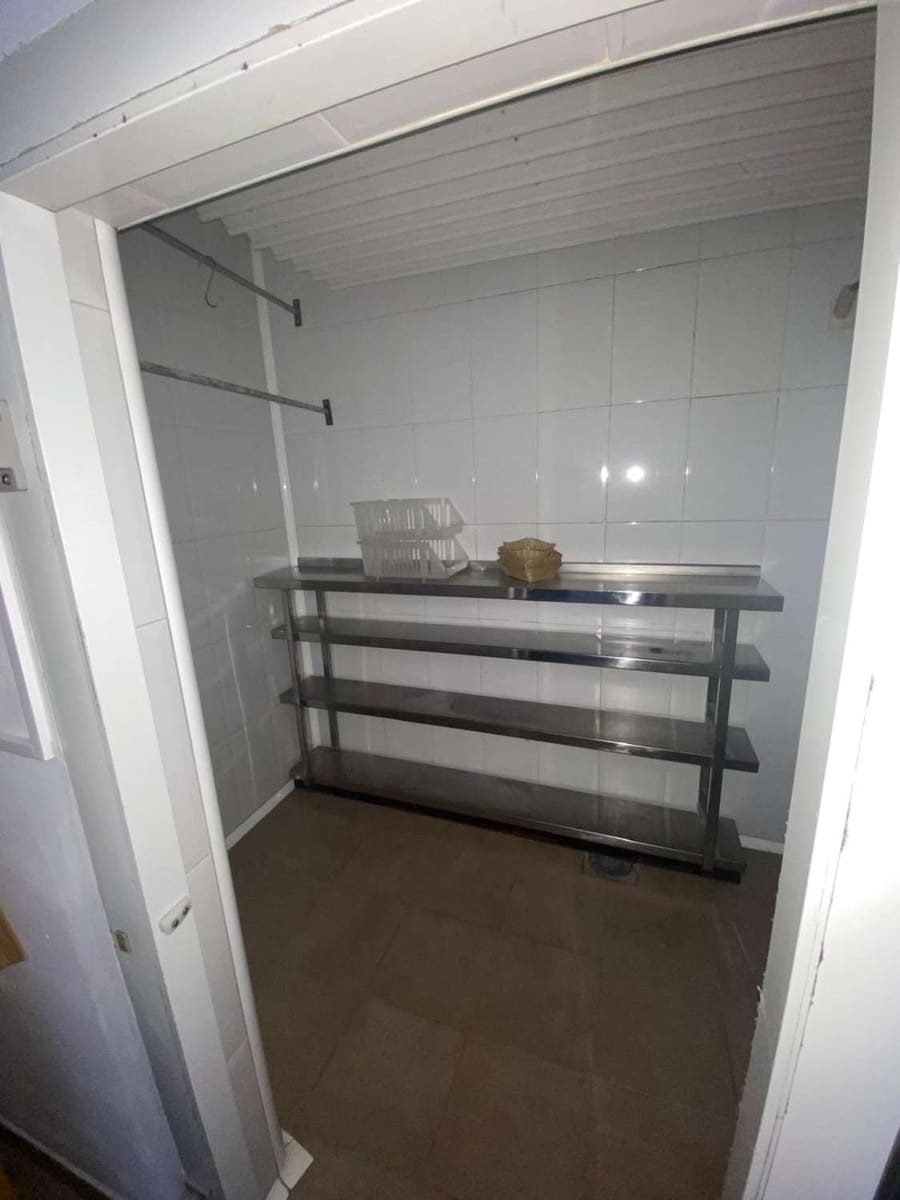 Kaupallinen myytävänä paikassa Maria - 234 000 € (Ref: 9651601)