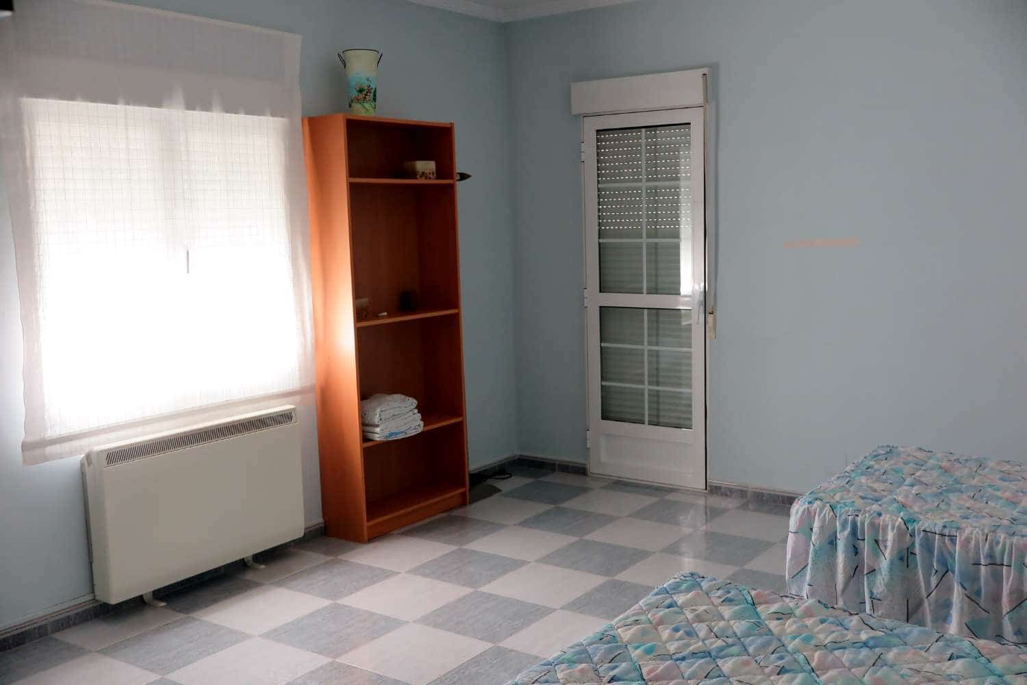 Kaupallinen myytävänä paikassa Maria - 234 000 € (Ref: 9651601)