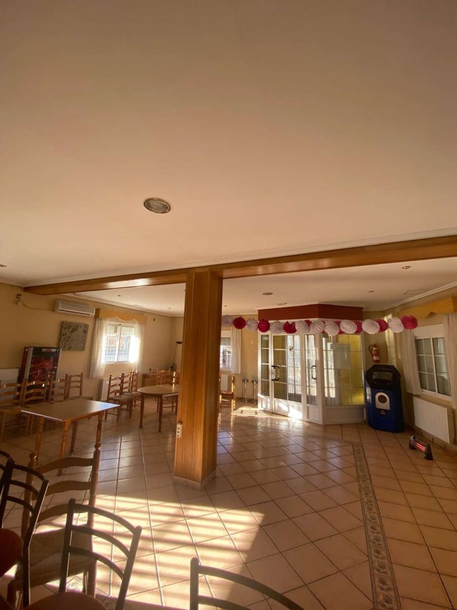 Kaupallinen myytävänä paikassa Maria - 234 000 € (Ref: 9651601)