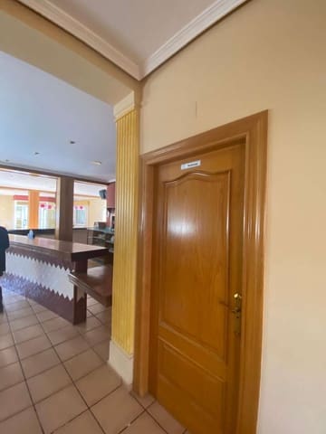 Kaupallinen myytävänä paikassa María - 234 000 € (Ref: 9651601)