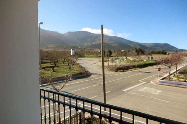 Kaupallinen myytävänä paikassa María - 234 000 € (Ref: 9651601)