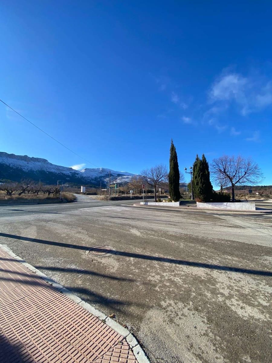 Kaupallinen myytävänä paikassa Maria - 234 000 € (Ref: 9651601)