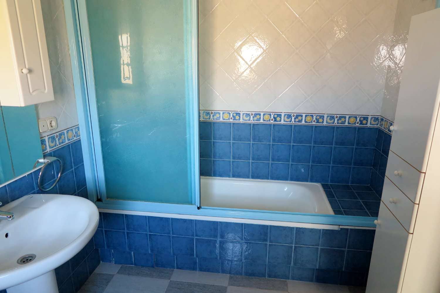 Kaupallinen myytävänä paikassa Maria - 234 000 € (Ref: 9651601)