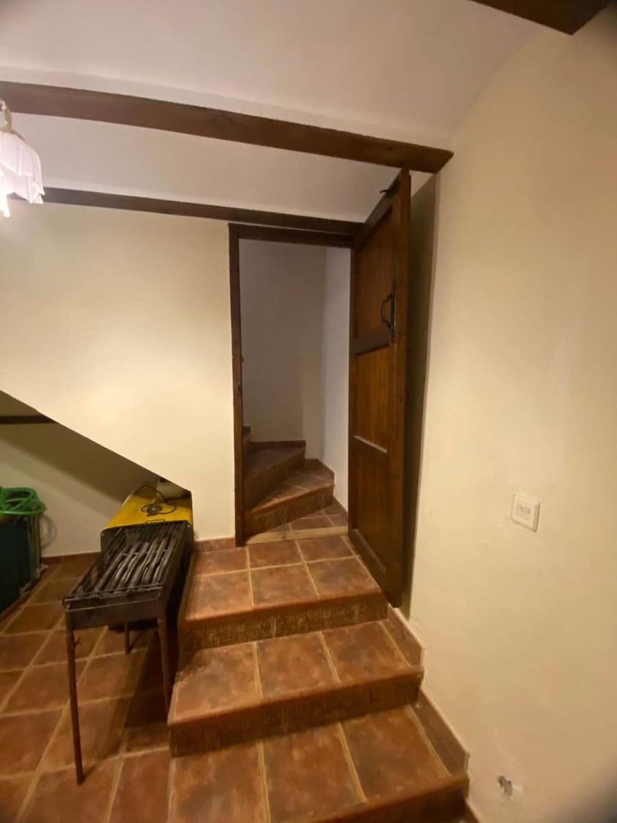 Townhouse for sale in Oria with pool - € 169,000 (Ref: 9735227)