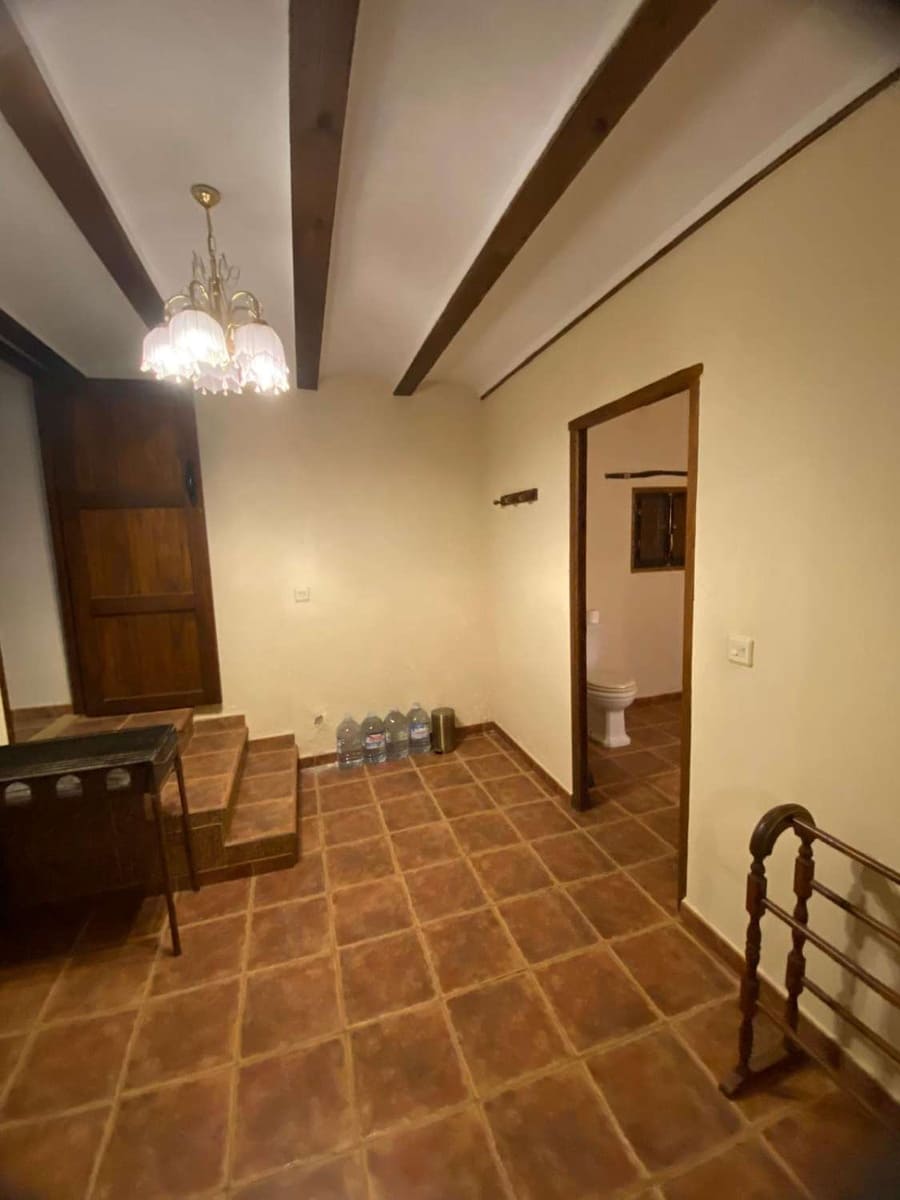 Townhouse for sale in Oria with pool - € 169,000 (Ref: 9735227)