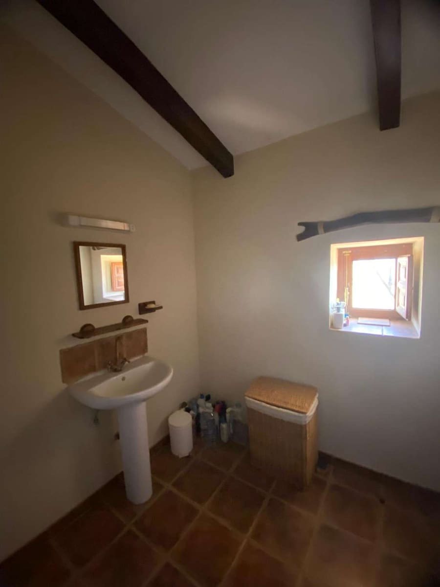 Townhouse for sale in Oria with pool - € 169,000 (Ref: 9735227)