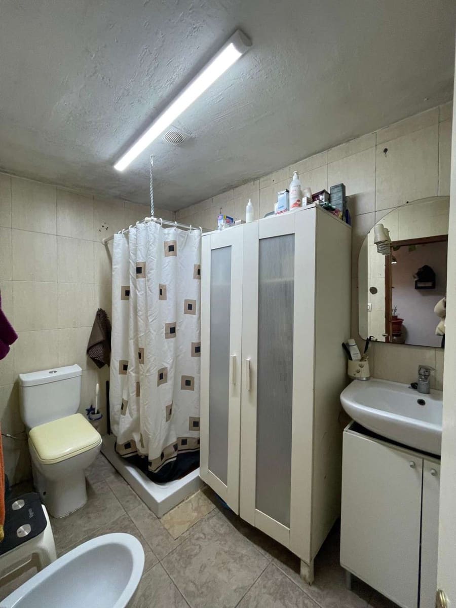 4 bedroom Townhouse for sale in Velez-Blanco with garage - € 126,000 (Ref: 9735230)