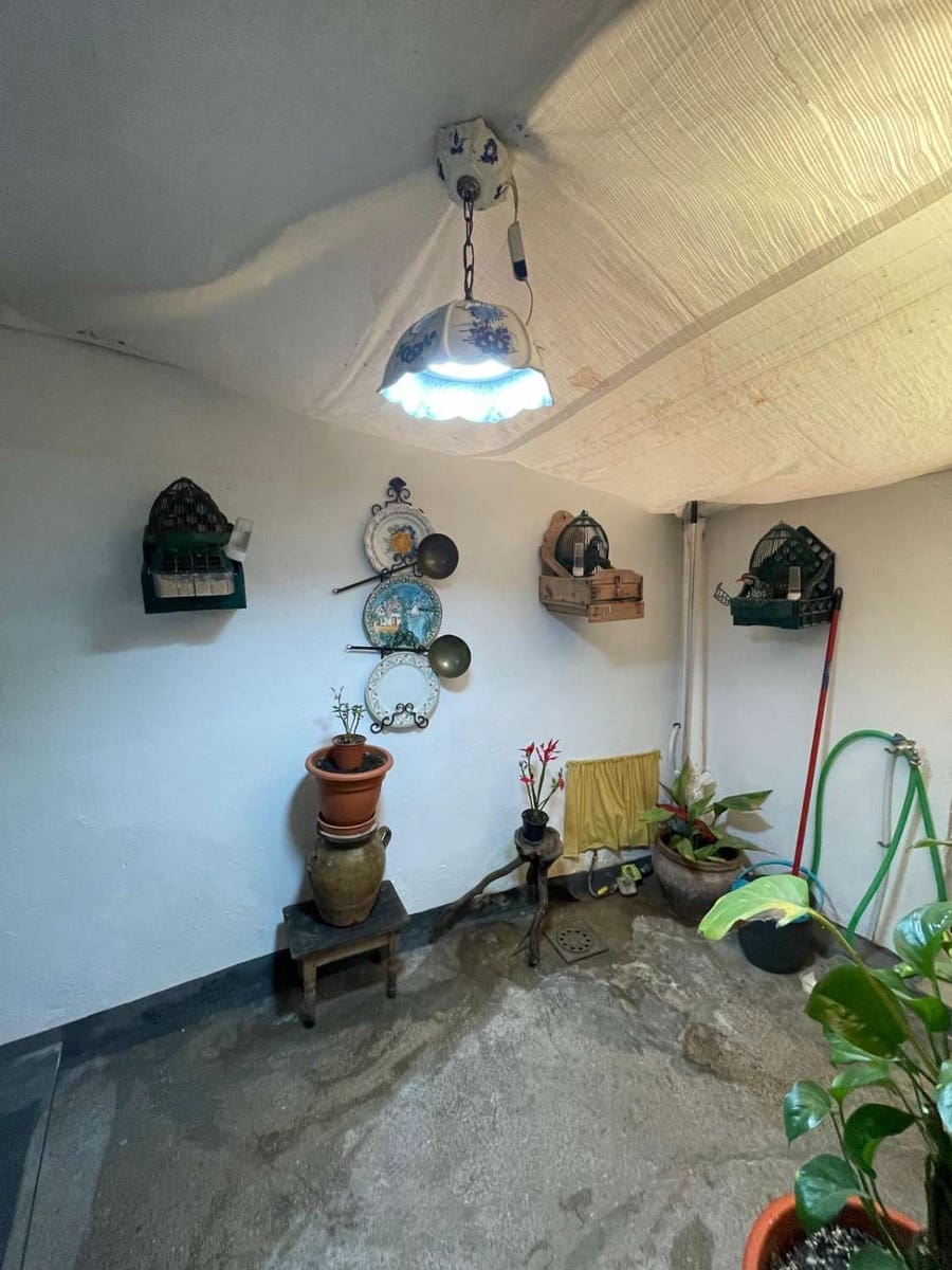 4 bedroom Townhouse for sale in Velez-Blanco with garage - € 126,000 (Ref: 9735230)