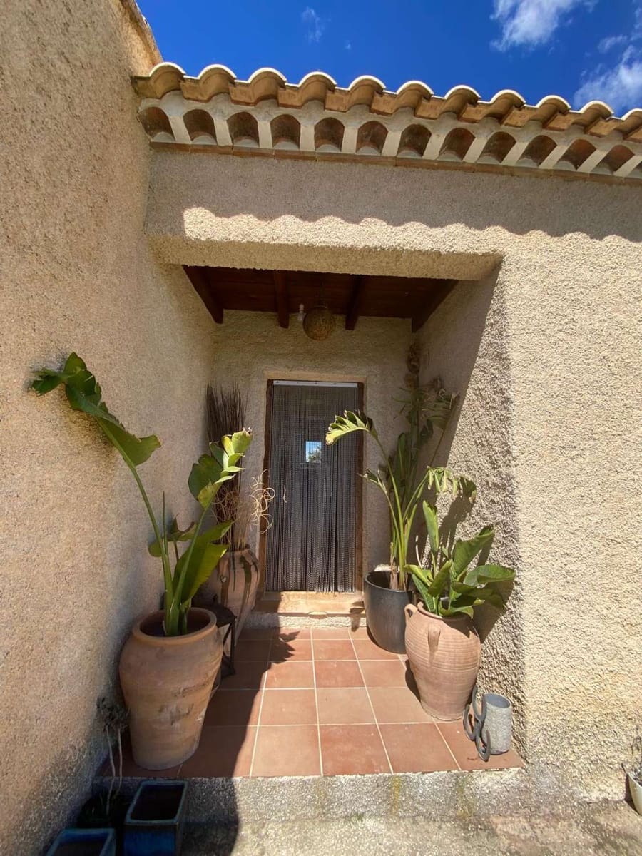 4 bedroom Villa for sale in Velez-Blanco - € 247,500 (Ref: 9798752)