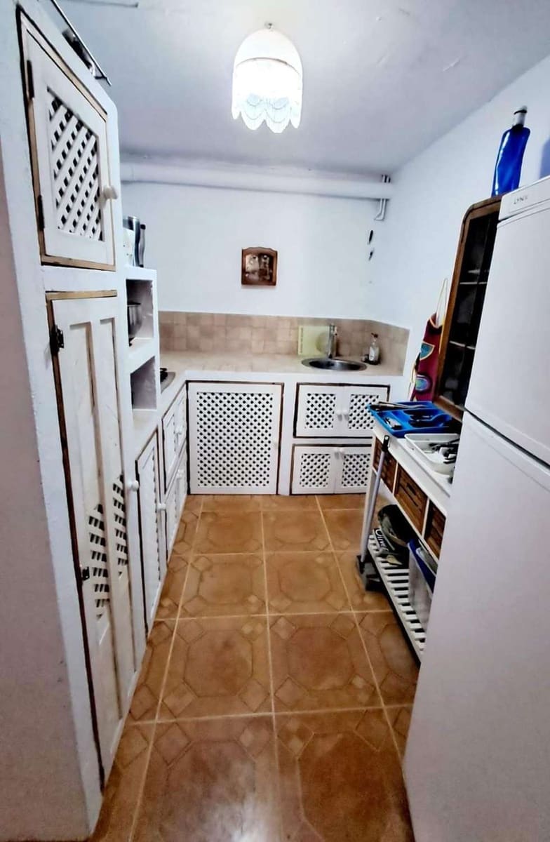 Chalet de 7 habitaciones en Cantoria en venta con piscina - 299.995 € (Ref: 9798753)