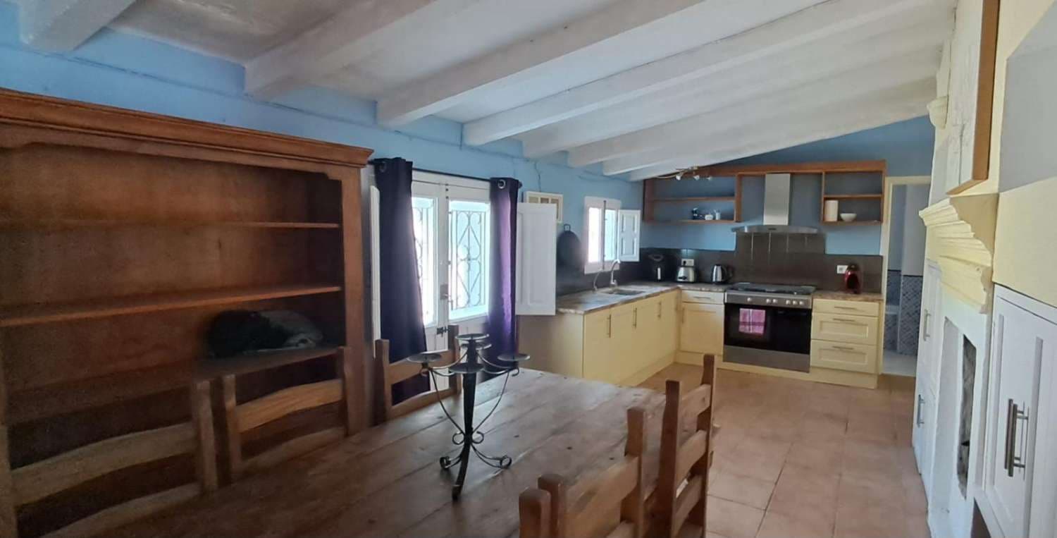 Chalet de 7 habitaciones en Cantoria en venta con piscina - 299.995 € (Ref: 9798753)