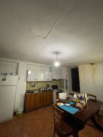 Adosado de 4 habitaciones en Vélez-Blanco en venta - 65.000 € (Ref: 9861563)