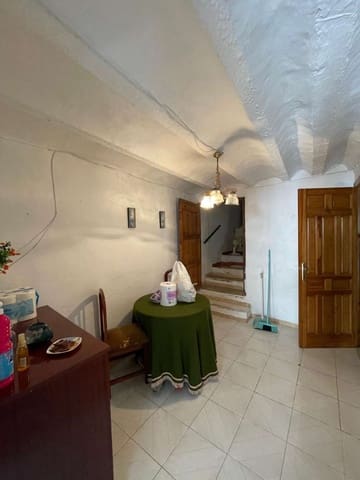 Adosado de 4 habitaciones en Vélez-Blanco en venta - 65.000 € (Ref: 9861563)