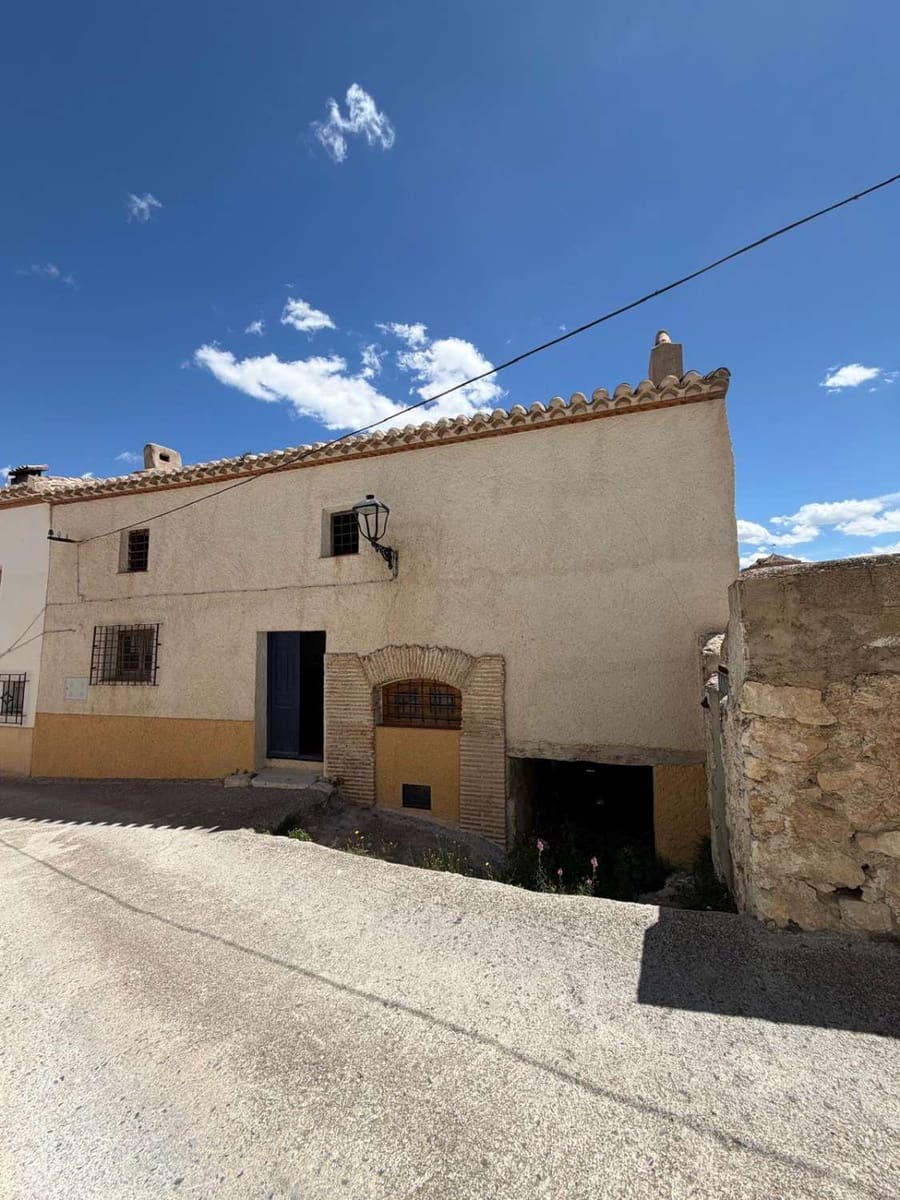 3 bedroom Terraced Villa for sale in Velez-Blanco - € 150,000 (Ref: 9861564)