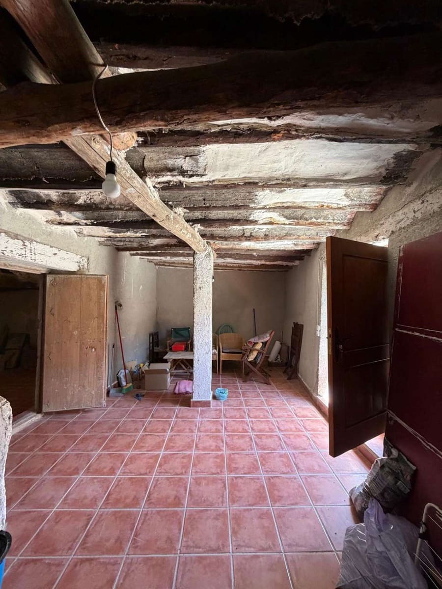 3 bedroom Terraced Villa for sale in Velez-Blanco - € 150,000 (Ref: 9861564)