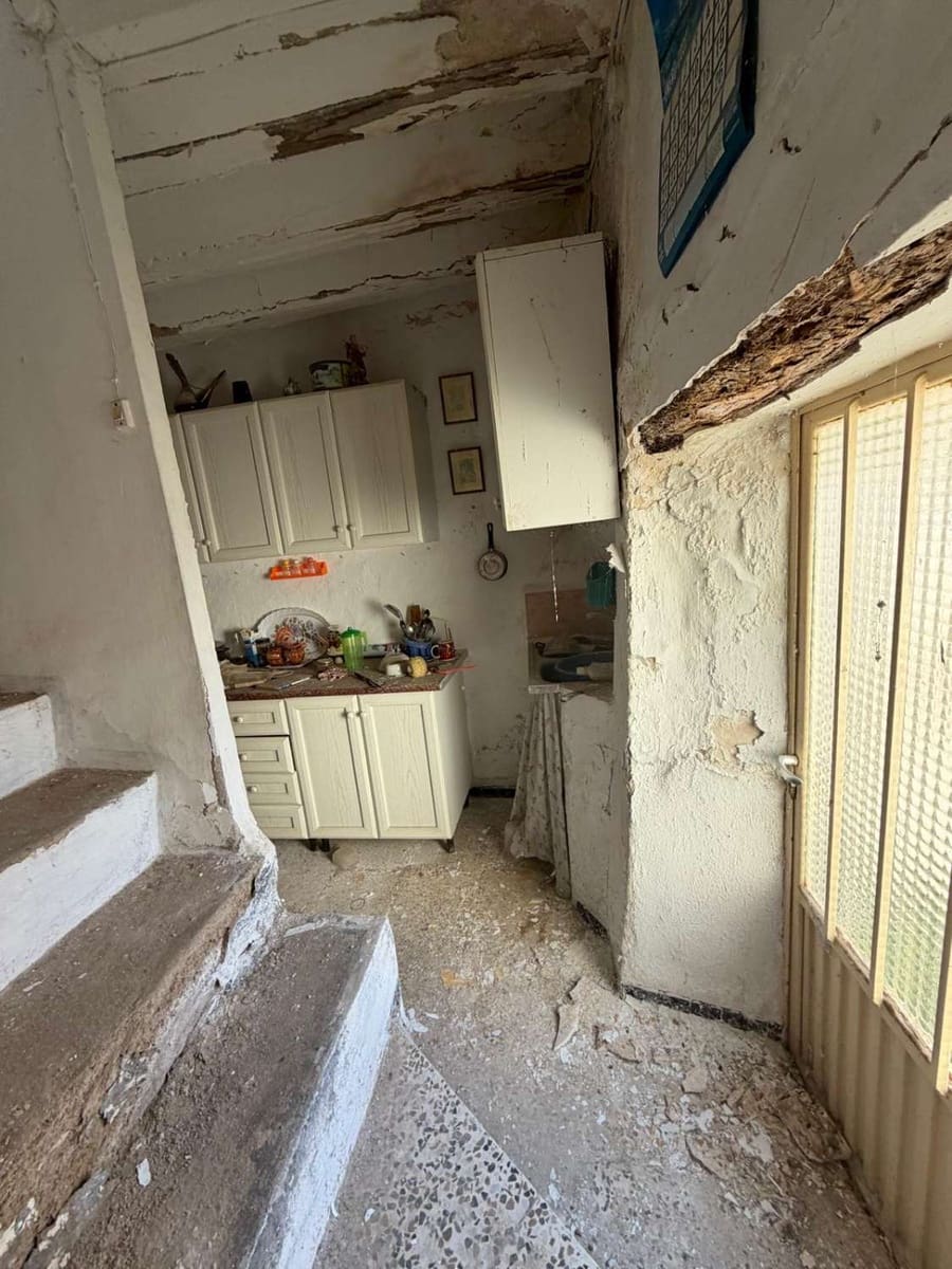 3 slaapkamer Huis te koop in Velez-Blanco - € 38.000 (Ref: 9861566)