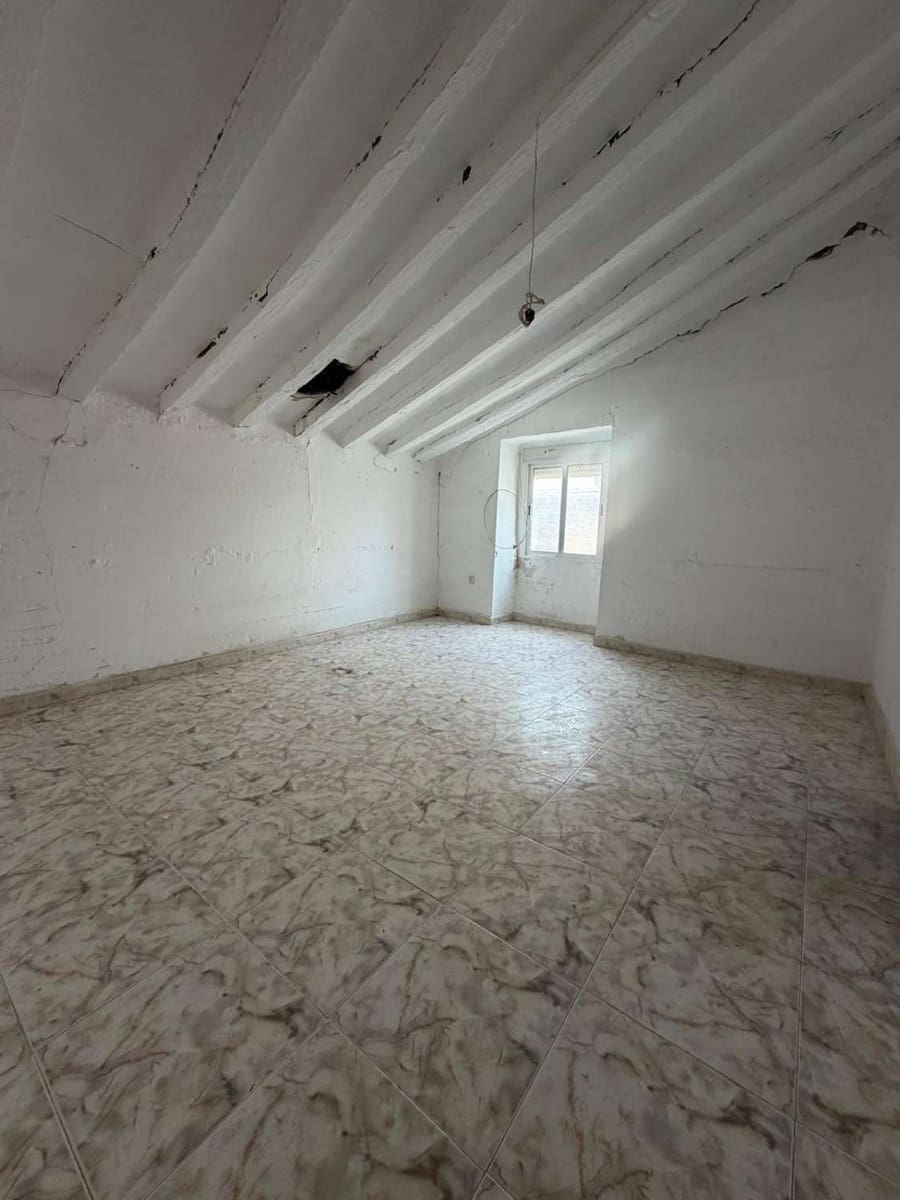 3 quarto Moradia Geminada para venda em Velez-Blanco - 38 000 € (Ref: 9861566)