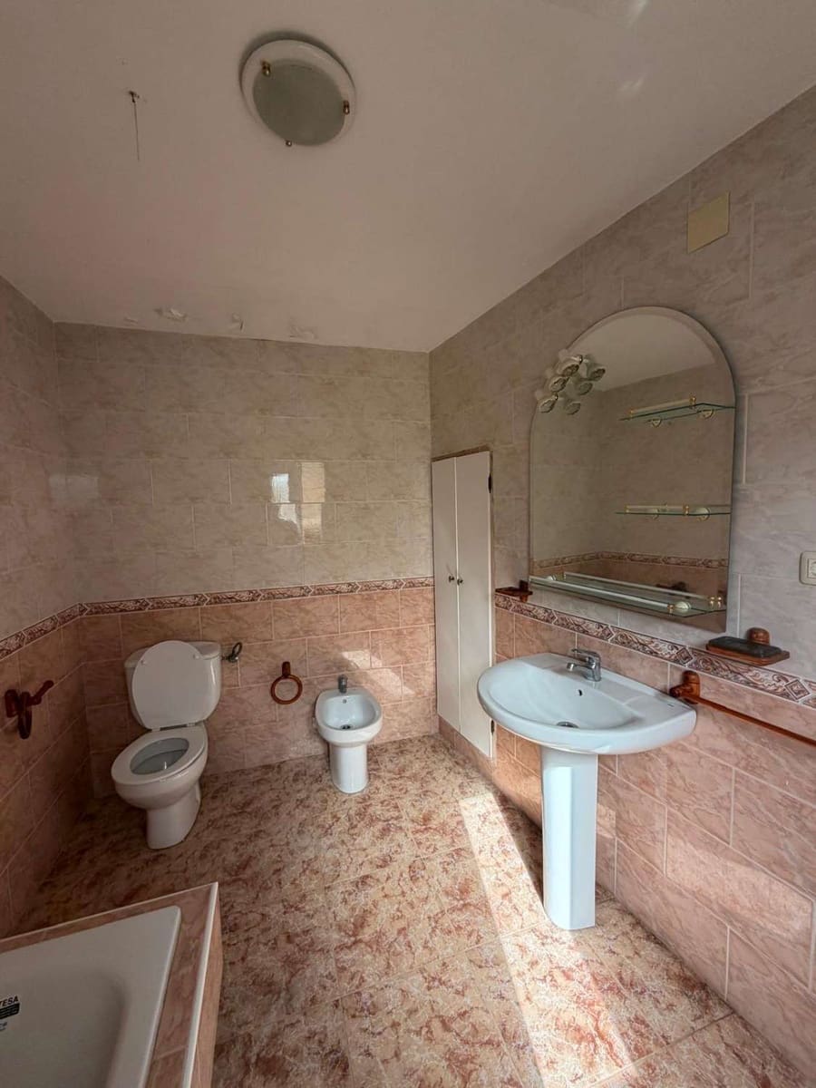3 quarto Moradia Geminada para venda em Velez-Blanco - 38 000 € (Ref: 9861566)